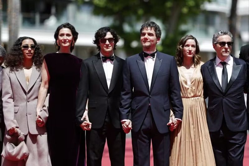 Aclamado em Cannes, novo filme brasileiro “O Agente Secreto” tem prévia revelada - Galeria 1 - Imagem 4