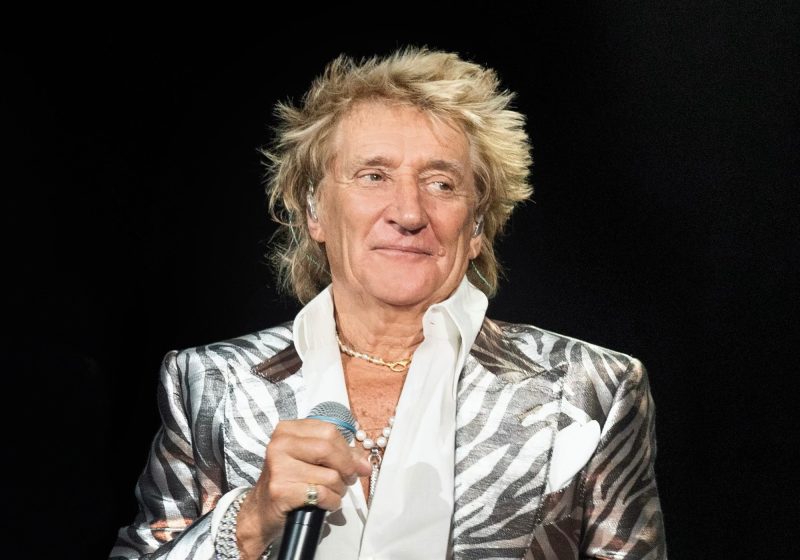 CLEVELAND, OHIO - SEPTEMBER 13: Rod Stewart and Billy Joel perform at Huntington Bank Field on September 13, 2024 in Cleveland, Ohio. (Photo by Myrna M. Suarez/Getty Images for ABA)