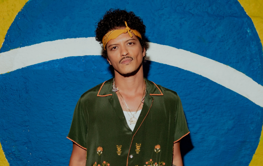 Bruno Mars lança “Bonde do Brunão”, música em homenagem ao Brasil
