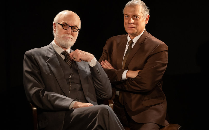 Concorra a pares de ingressos para o espetáculo “A Última Sessão de Freud”