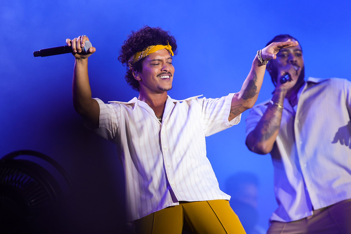 Bruno Mars revela detalhes de álbum inédito e single de lançamento