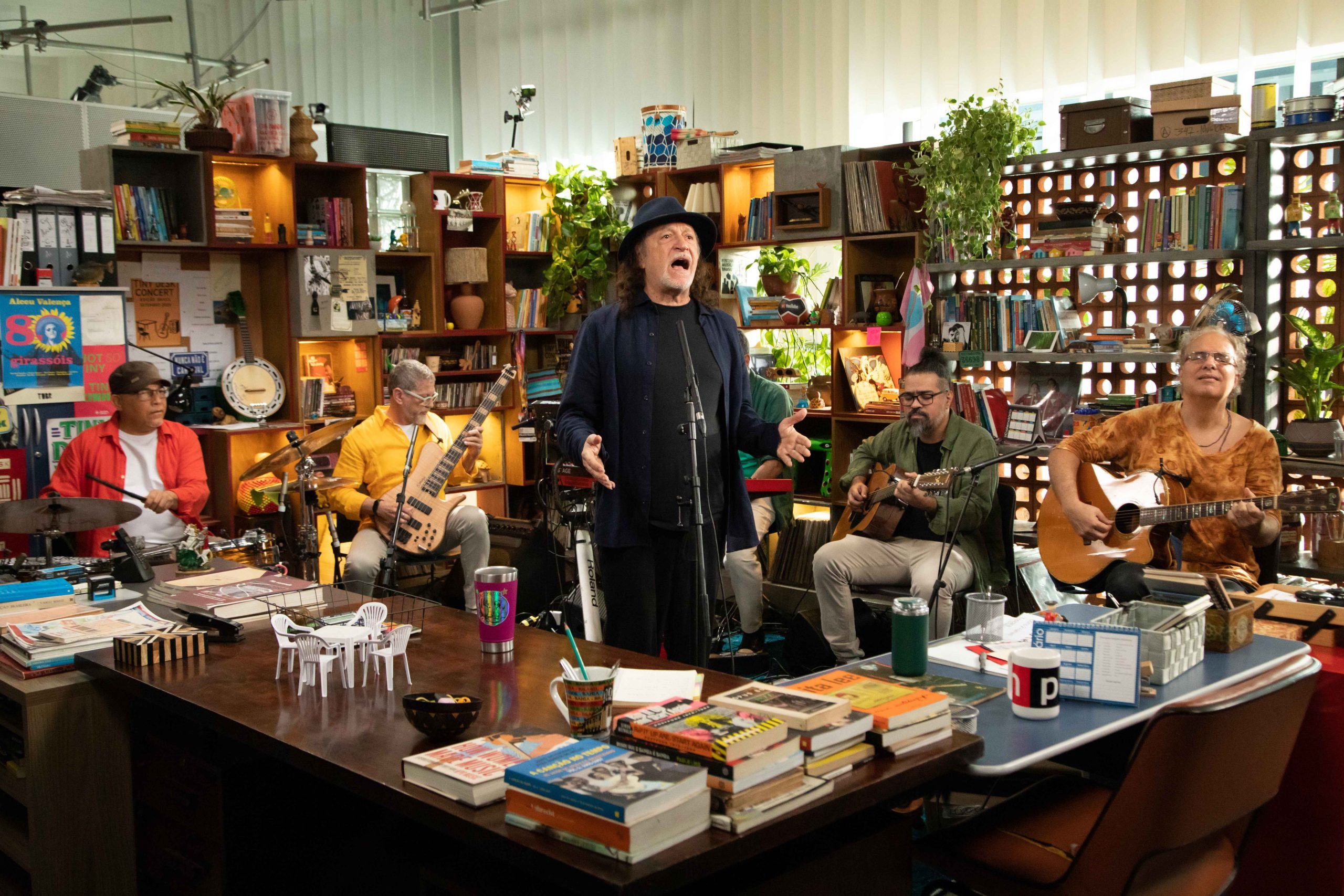 Alceu Valença inaugura a temporada 2026 do Tiny Desk Brasil