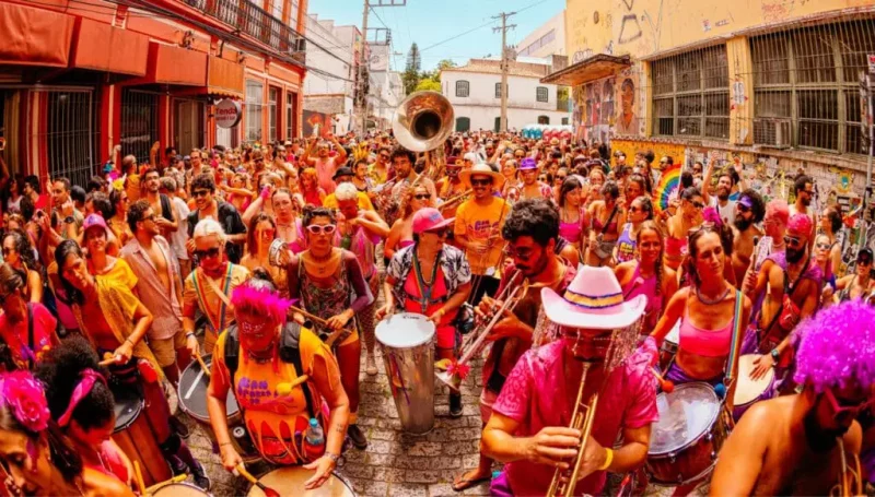 Carnaval 2026 em Florianópolis: os melhores blocos e shows da ilha - Galeria 1 - Imagem 1
