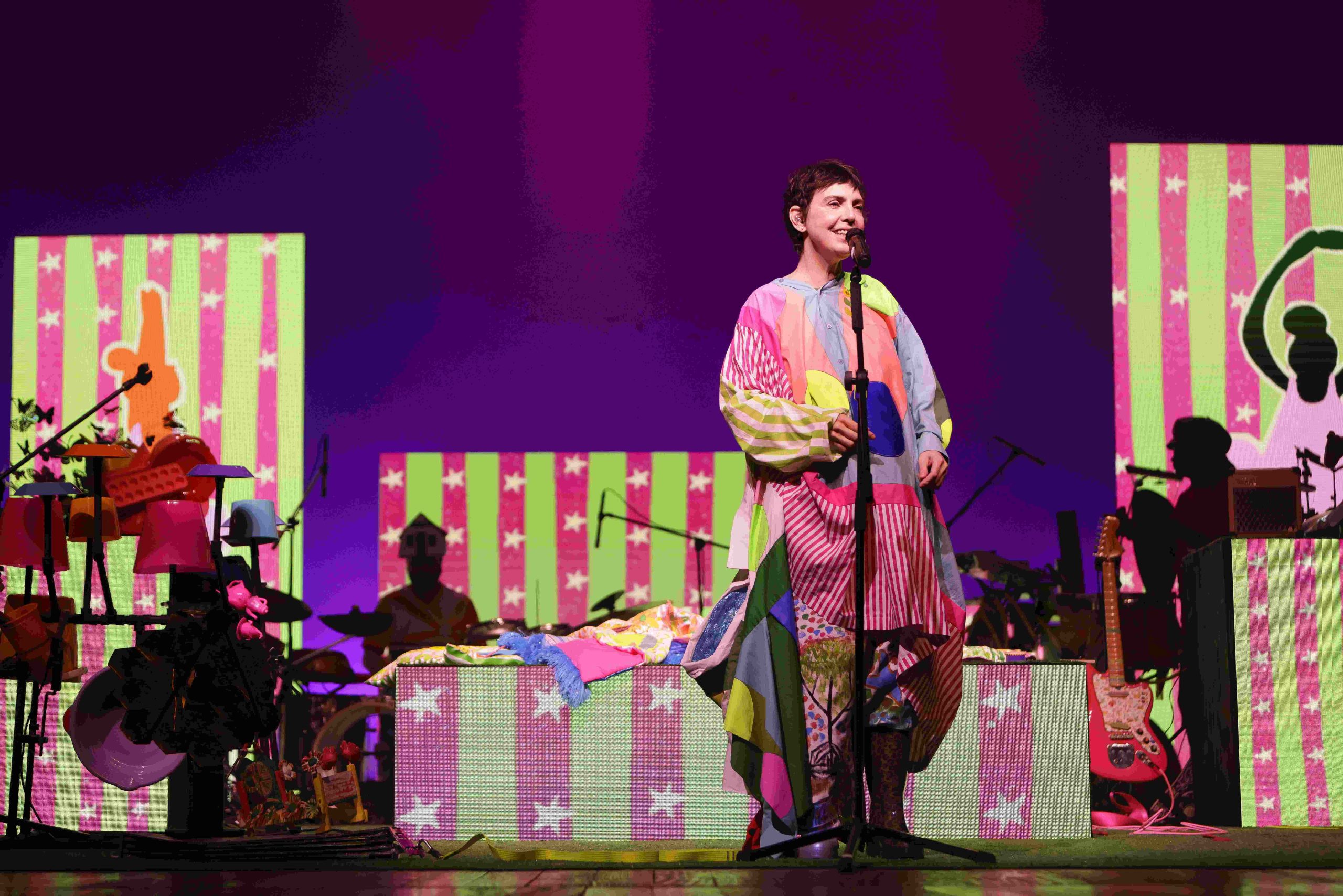 Adriana Calcanhotto é uma das atrações da Maratoninha em Florianópolis