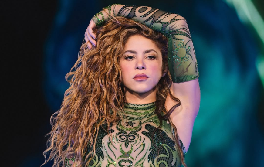 Estilista catarinense cria figurino para show da Shakira em Copacabana