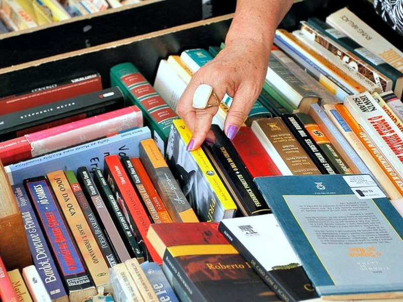 Feira do Livro traz programação gratuita para o Centro de Florianópolis