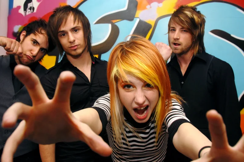 Há 19 anos, o Paramore lançava o álbum que mudou sua história - Galeria 1 - Imagem 2