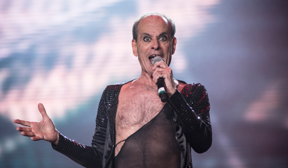 Ney Matogrosso completa 85 anos; relembre cinco performances marcantes do cantor