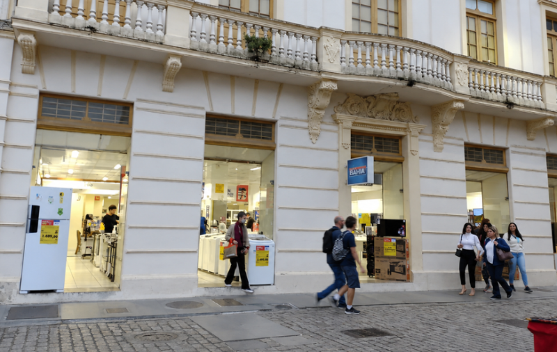 Casas Bahia reinaugura loja no Centro de Florianópolis com condições exclusivas neste sábado - Galeria 1 - Imagem 1