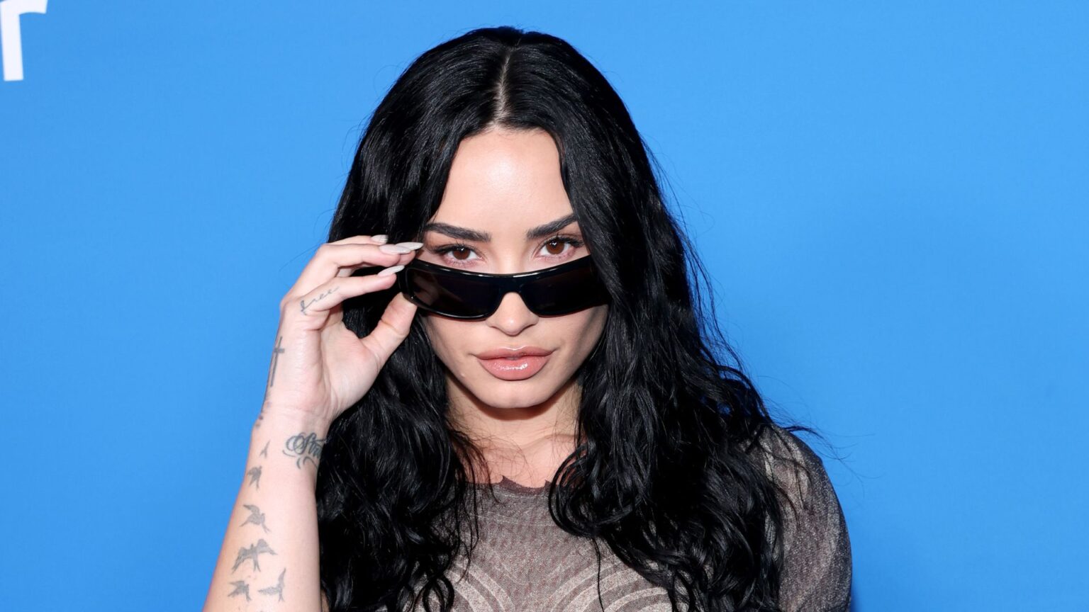 Demi Lovato completa 34 anos! Confira 5 músicas que marcaram a carreira da cantora