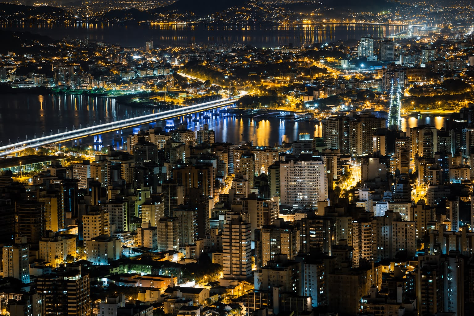 Dia do Solteiro: 4 rolês para curtir Florianópolis, com ou sem date