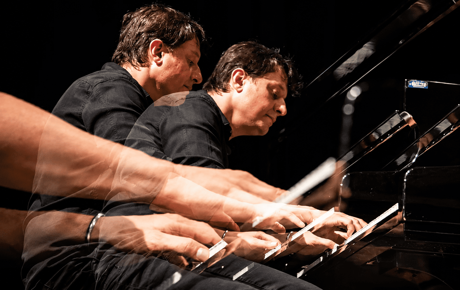Festival Cultural Franz Cabaret revisita 100 anos de música brasileira em novo espetáculo